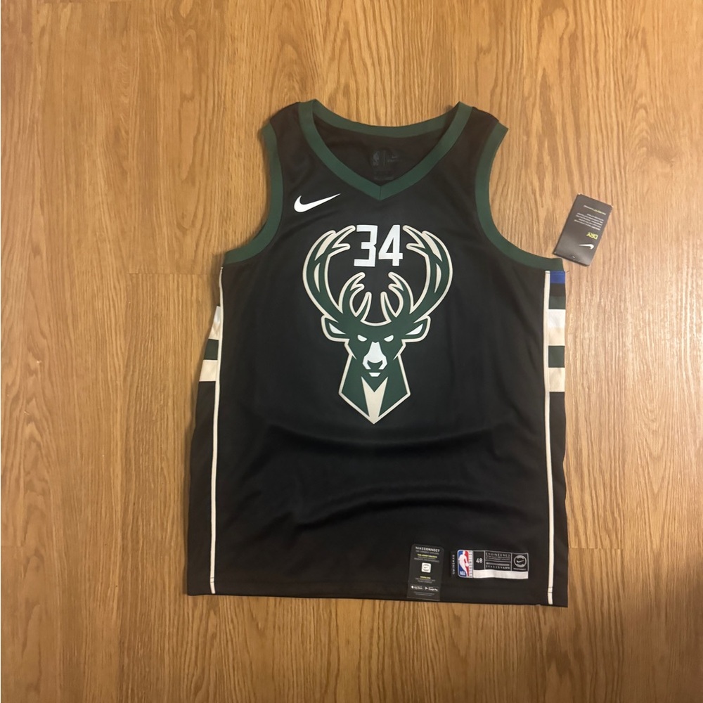 Nike Black and Green Sports Jersey